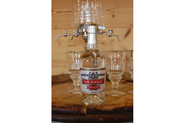 Un Émile 68°, Émile Pernot